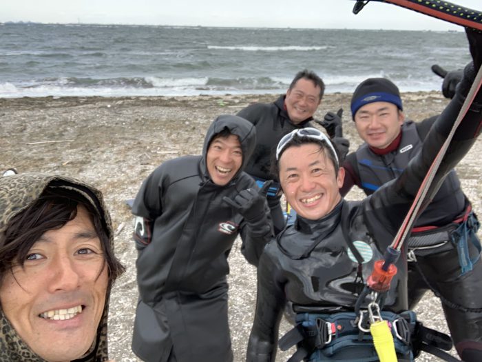 富津岬は朝から強い北風